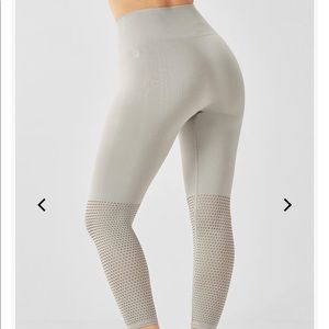 Fabletics 7/8 High Waisted Legging